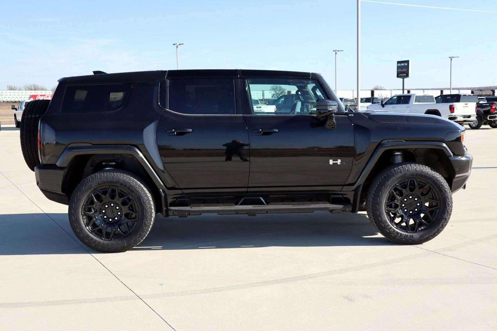 2024 Gmc Hummer EV SUV photo 3