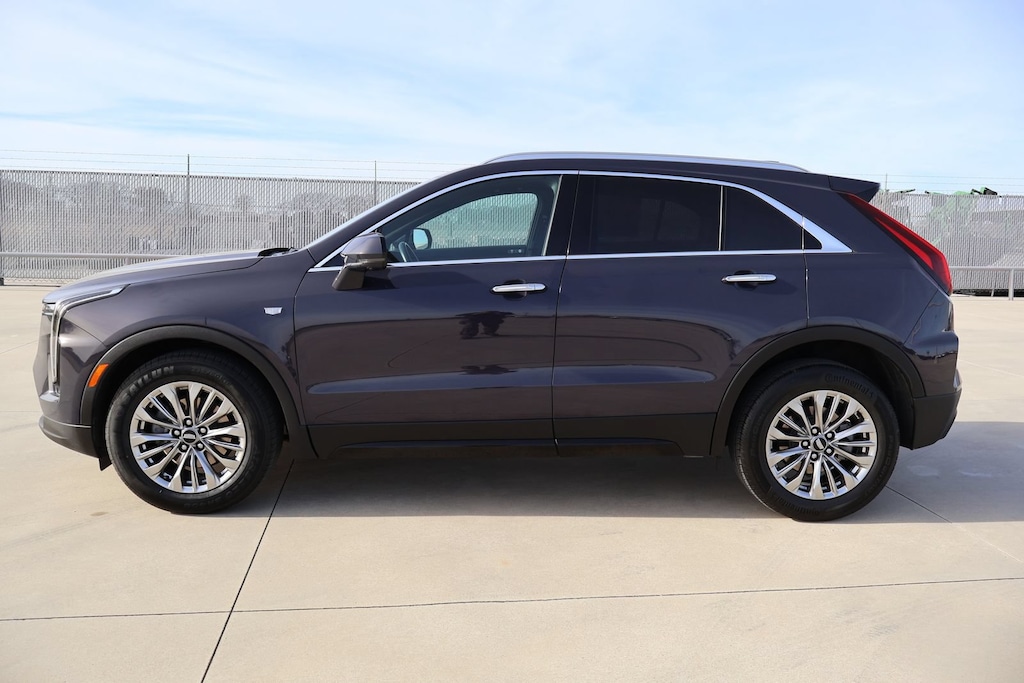 Used 2025 CADILLAC XT4 Premium Luxury SUV