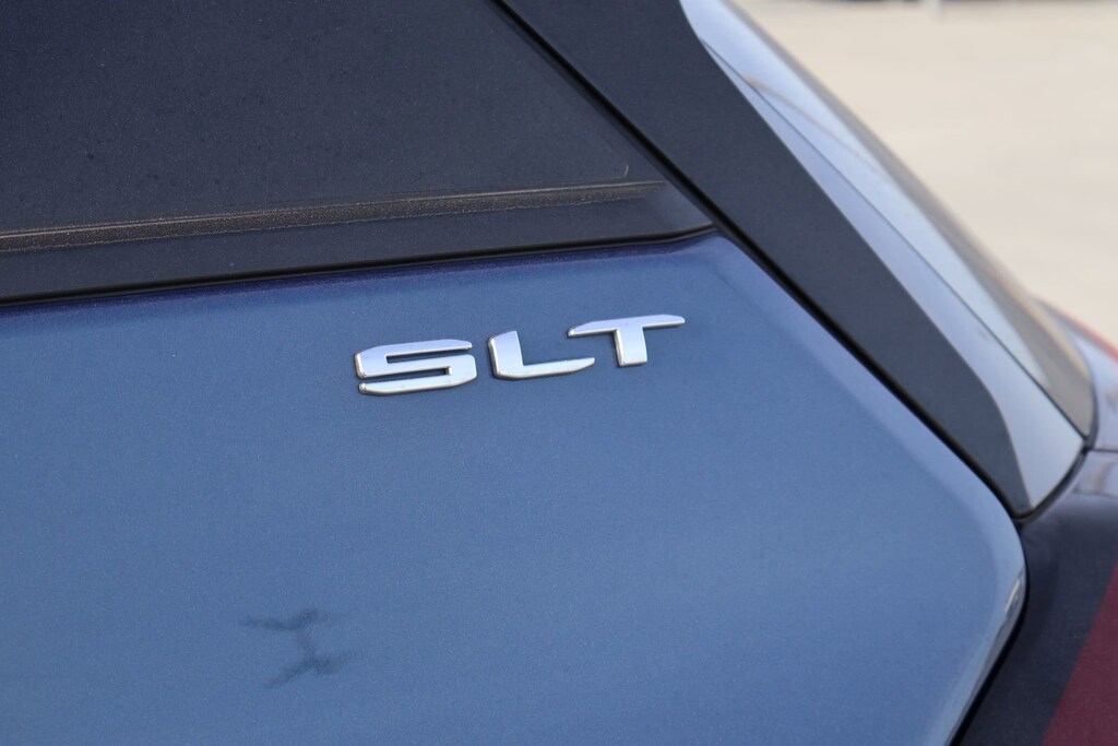 Used 2024 GMC Terrain SLT SUV