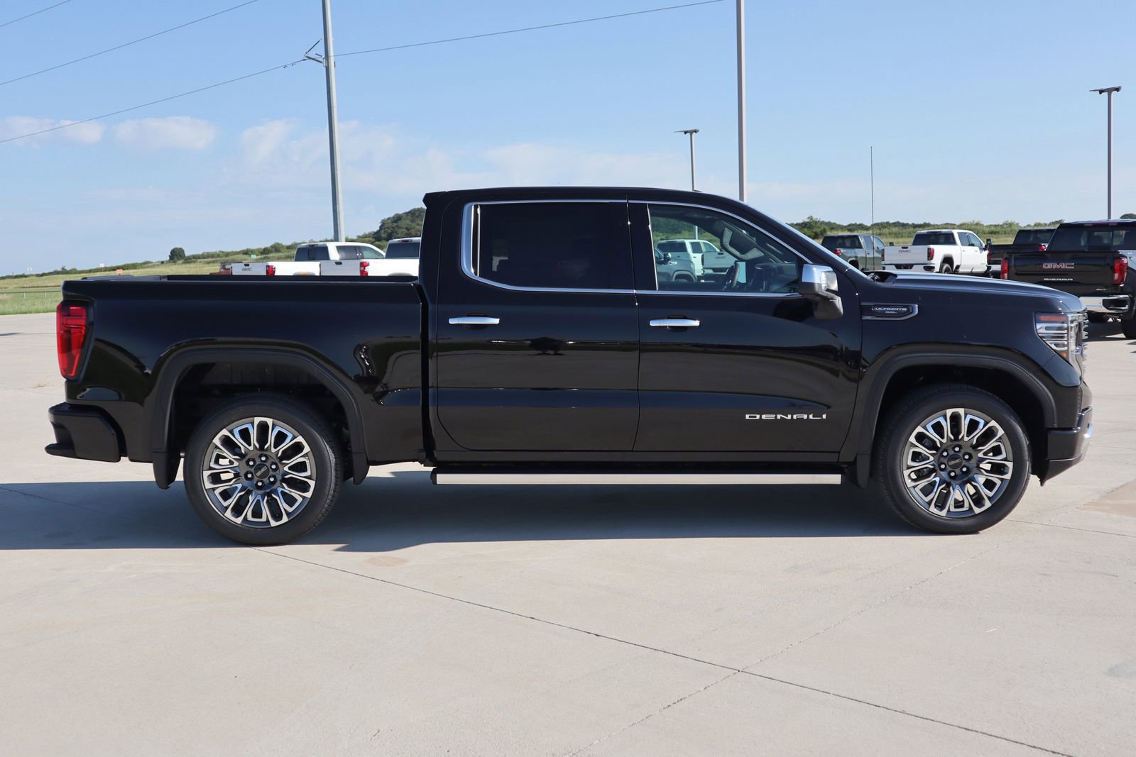 2025 Gmc Sierra 1500 Denali Ultimate photo 3