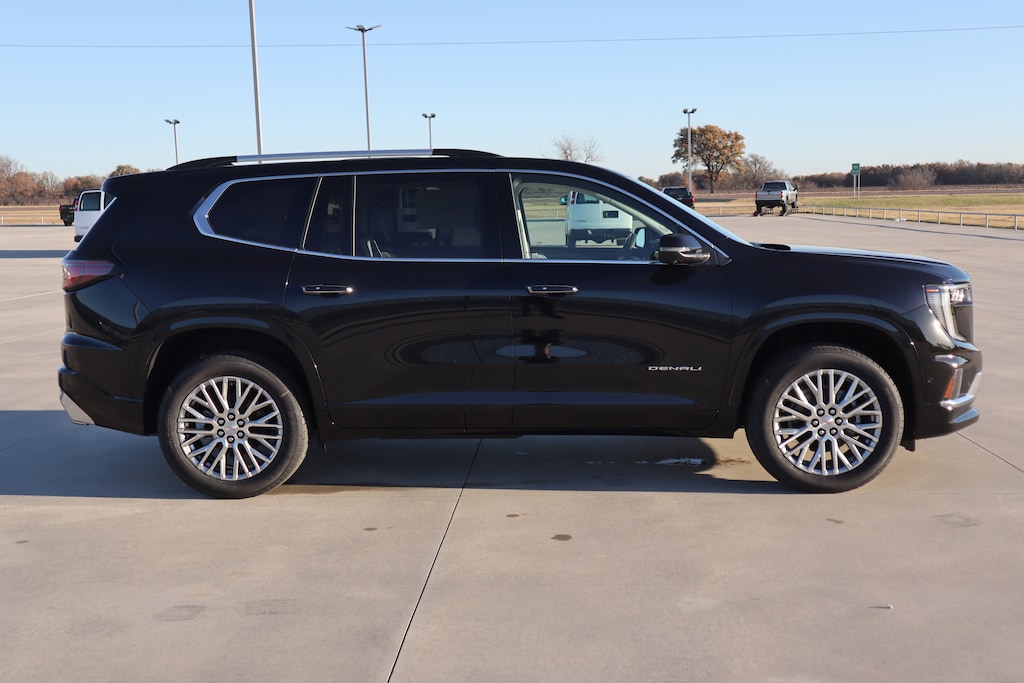 New 2026 GMC Acadia Denali SUV