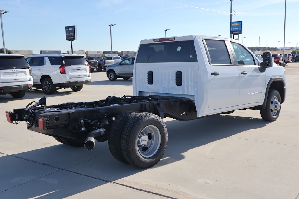 New 2026 GMC Sierra 3500 HD Chassis Cab Pro Truck