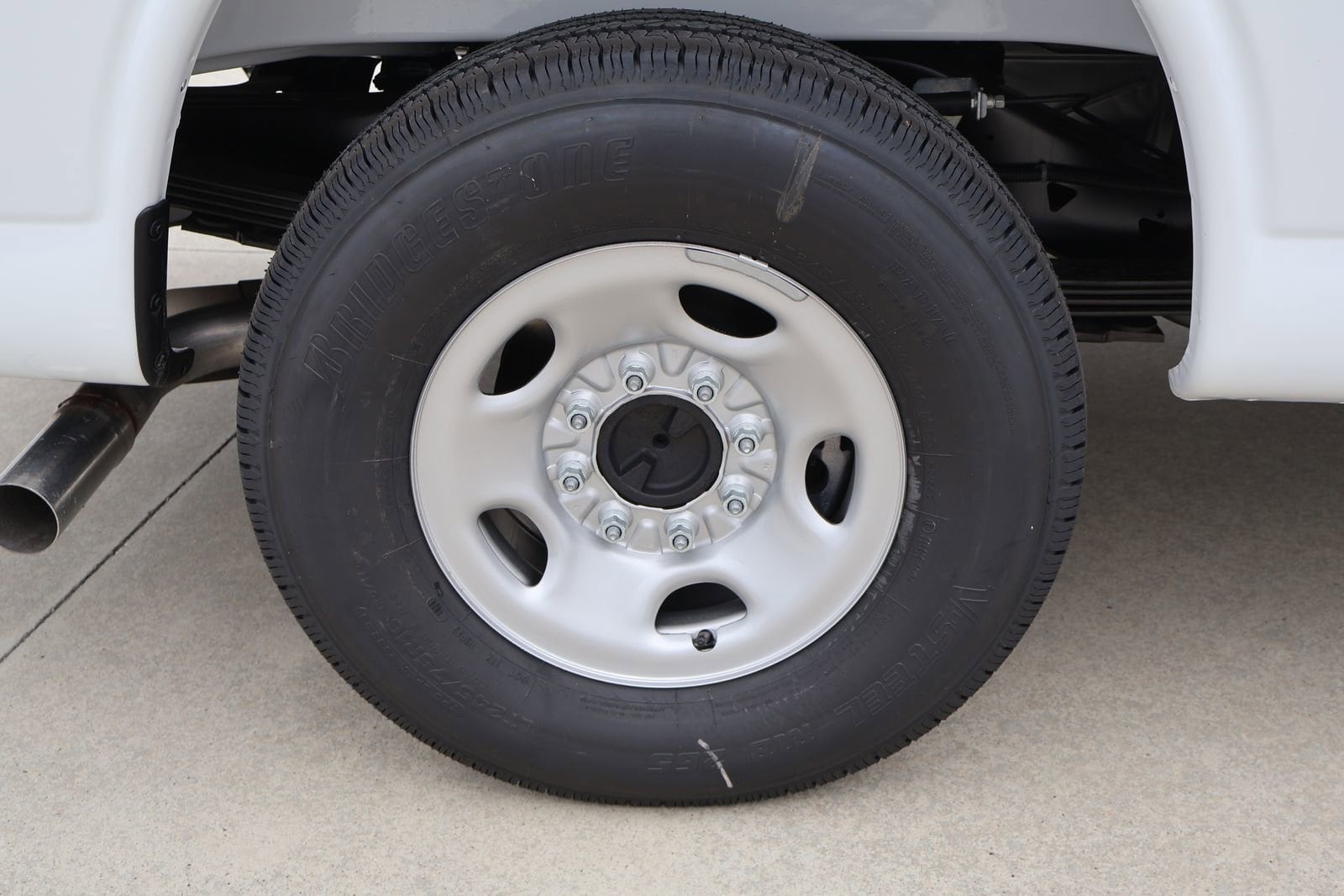 2026 Chevrolet Express Passenger LS - Photo 6