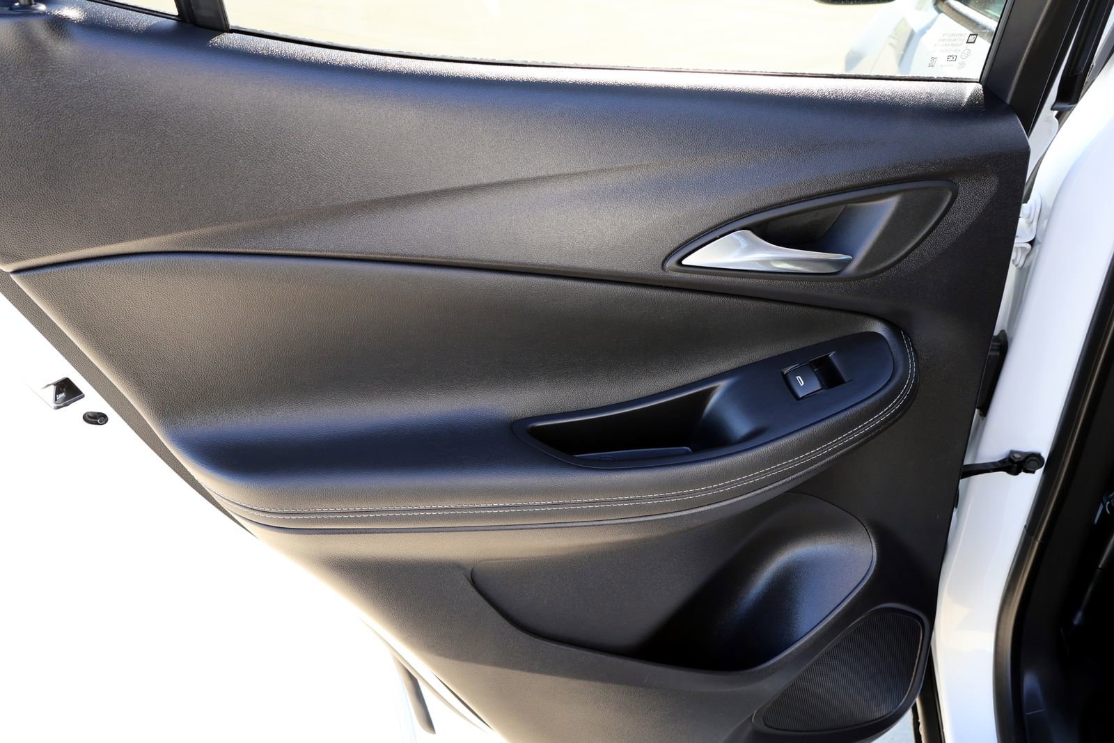 2025 Buick Encore GX Preferred - Photo 11