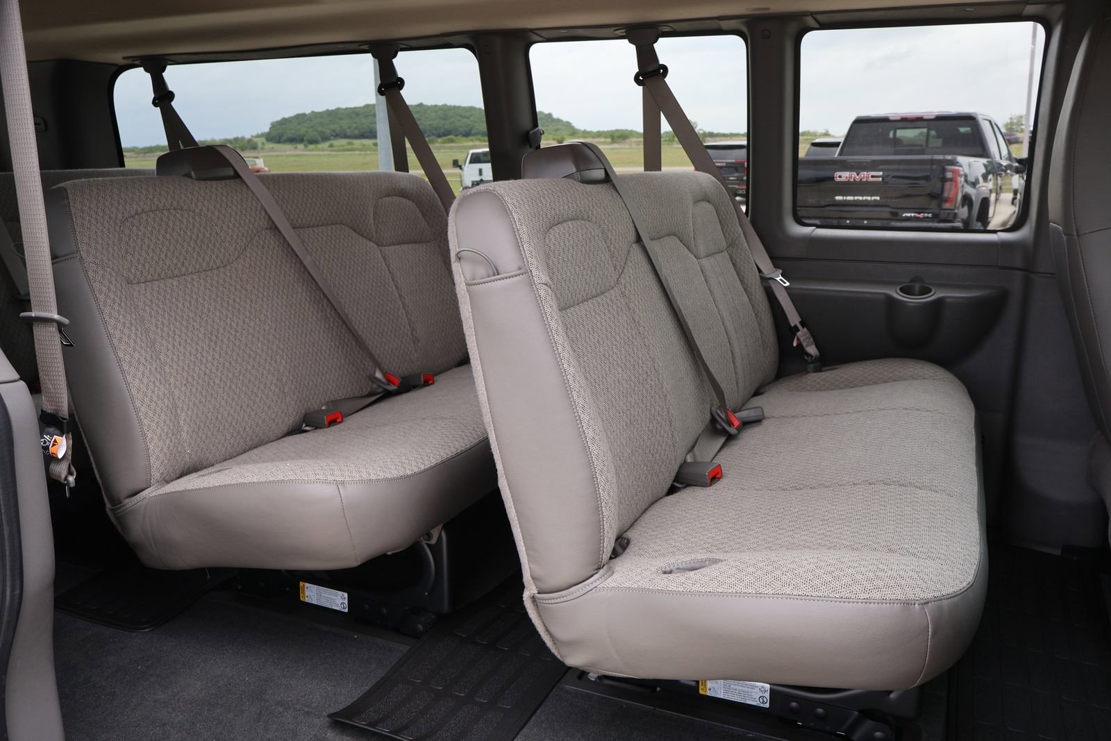 2026 Chevrolet Express Passenger LS - Photo 7