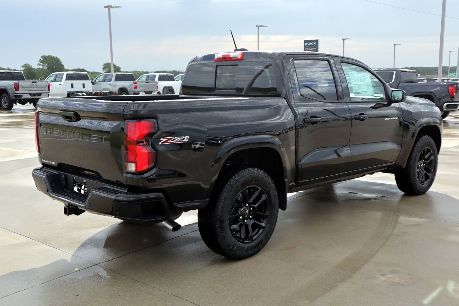 2025 Chevrolet Colorado Z71 photo 4