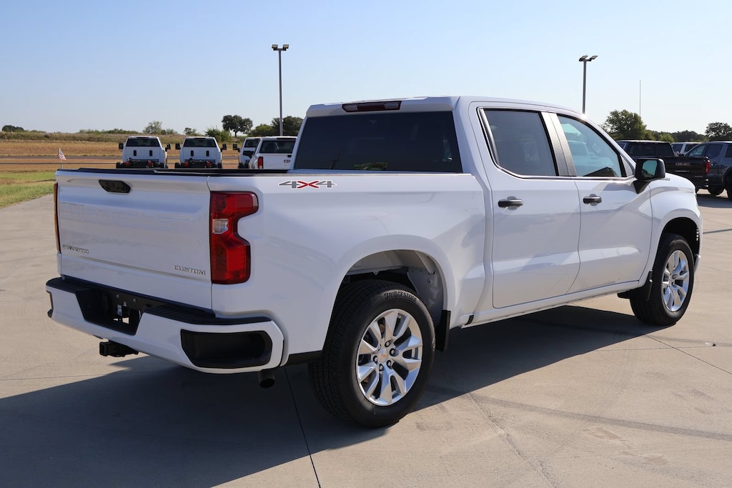 New 2026 Chevrolet Silverado 1500 Custom Truck