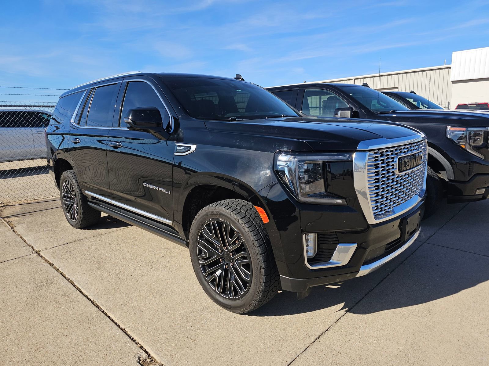 2021 GMC Yukon Denali's photo