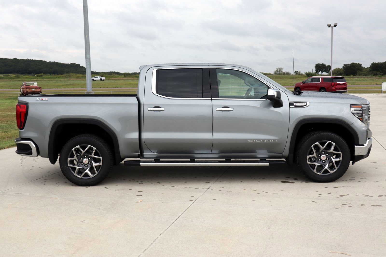 2026 Gmc Sierra 1500 SL photo 3