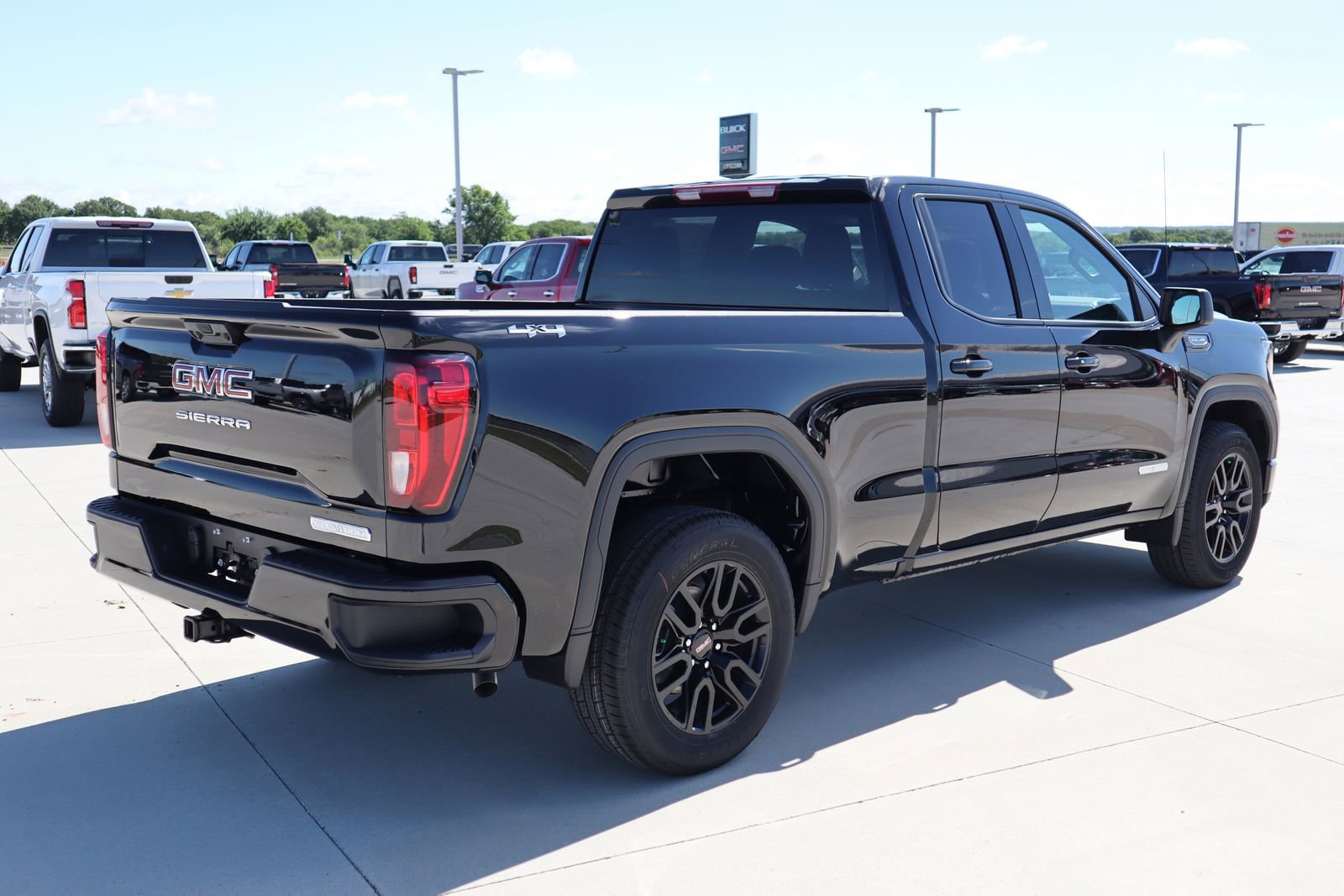 2025 Gmc Sierra 1500 Elevation photo 4