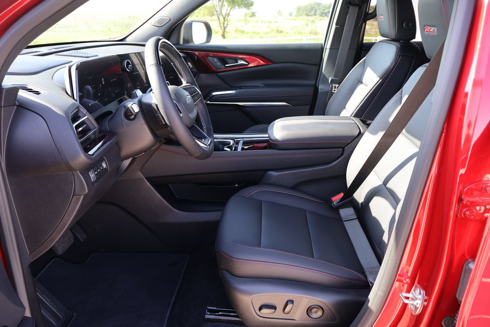 2026 Chevrolet Traverse Z71 - Photo 11