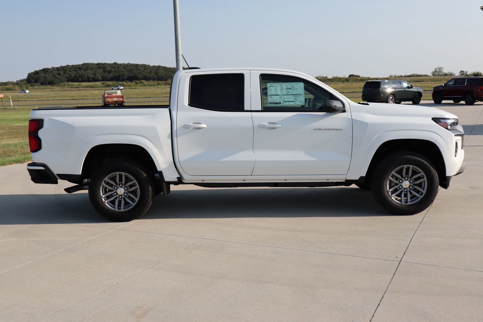 2026 Chevrolet Colorado LT photo 3