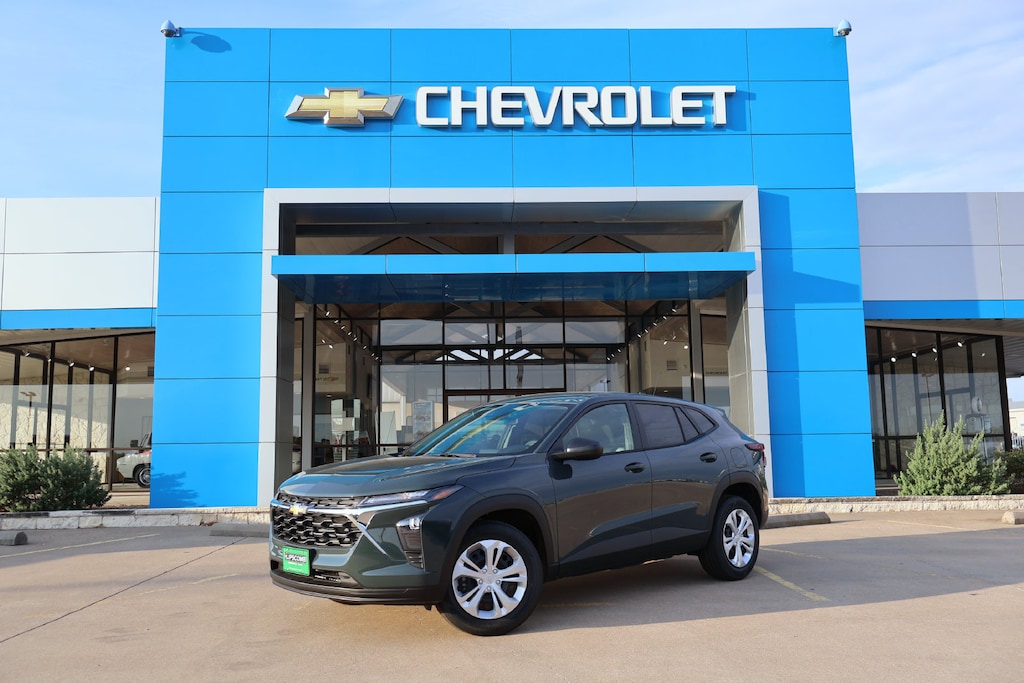 New 2026 Chevrolet Trax LS SUV