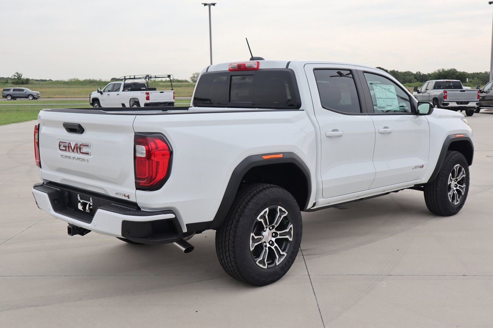 2025 Gmc Canyon AT4 photo 4