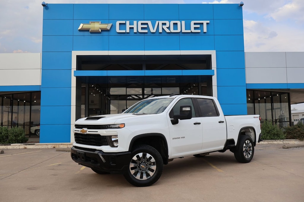 Used 2025 Chevrolet Silverado 2500 HD Custom Truck
