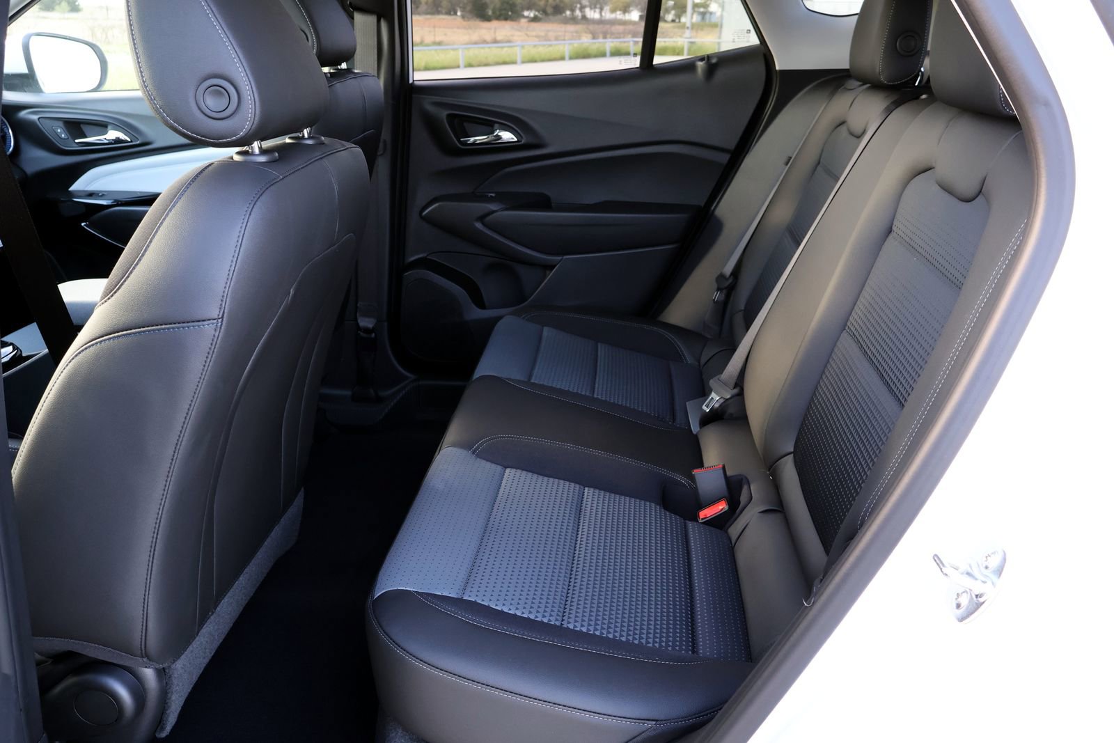 2026 Chevrolet Trax LT - Photo 7