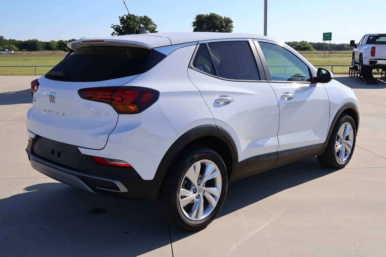 2025 Buick Encore GX Preferred - Photo 6