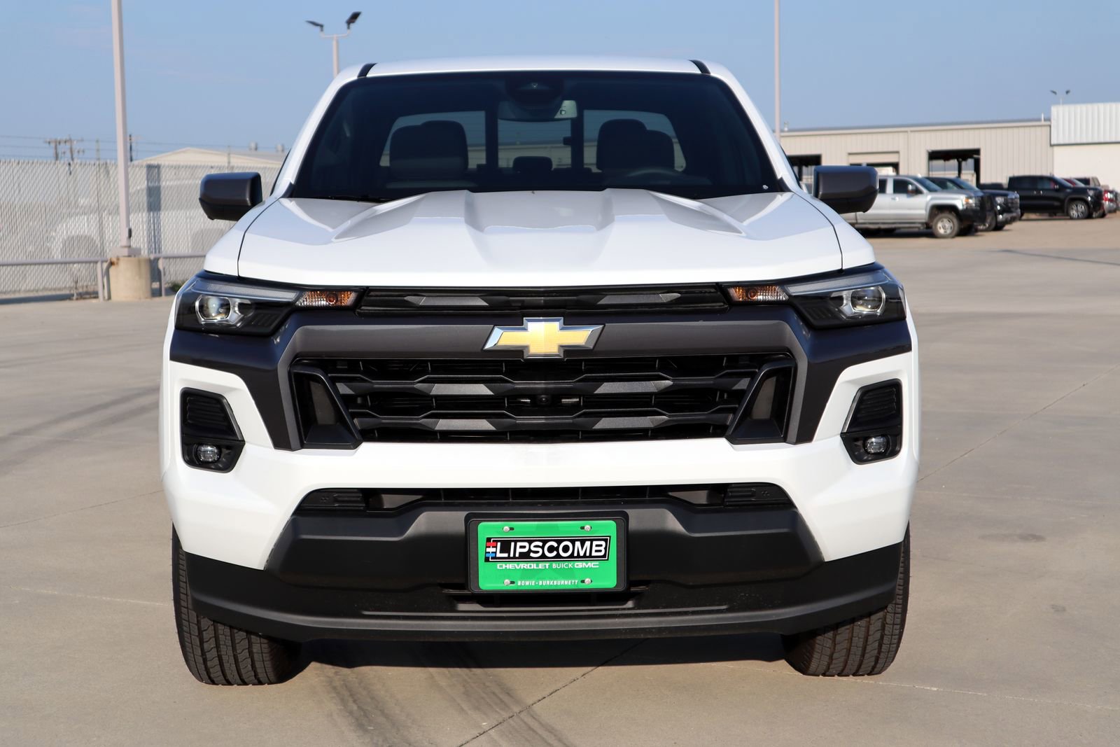 2026 Chevrolet Colorado LT photo 2