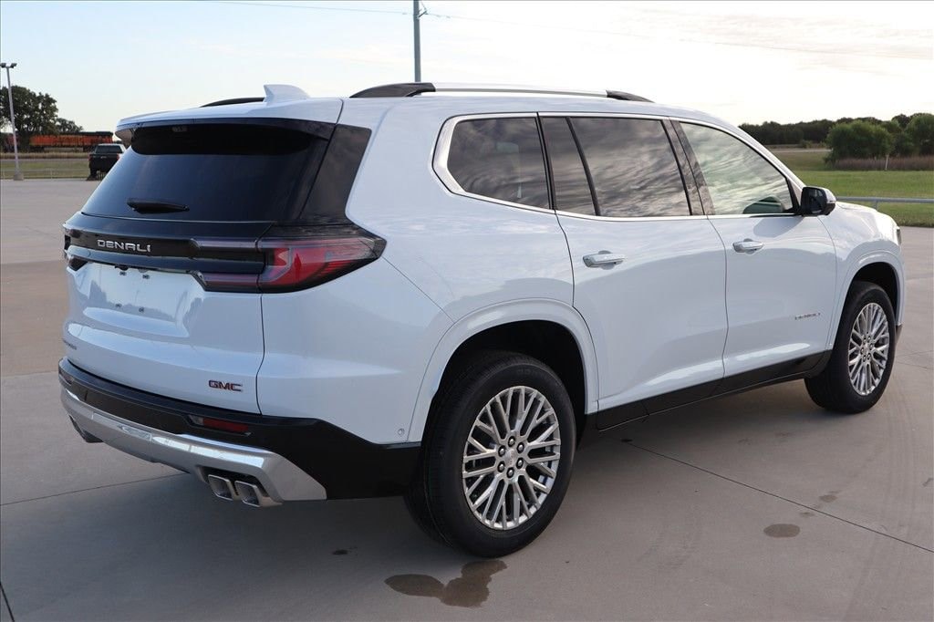 New 2026 GMC Acadia Denali SUV