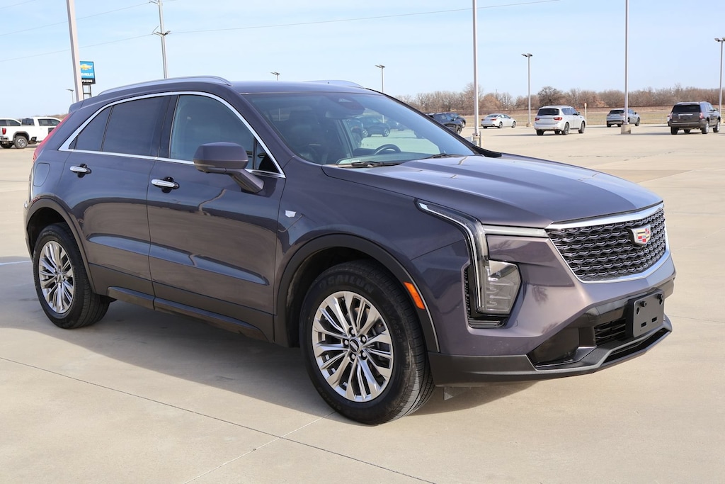 Used 2025 CADILLAC XT4 Premium Luxury SUV