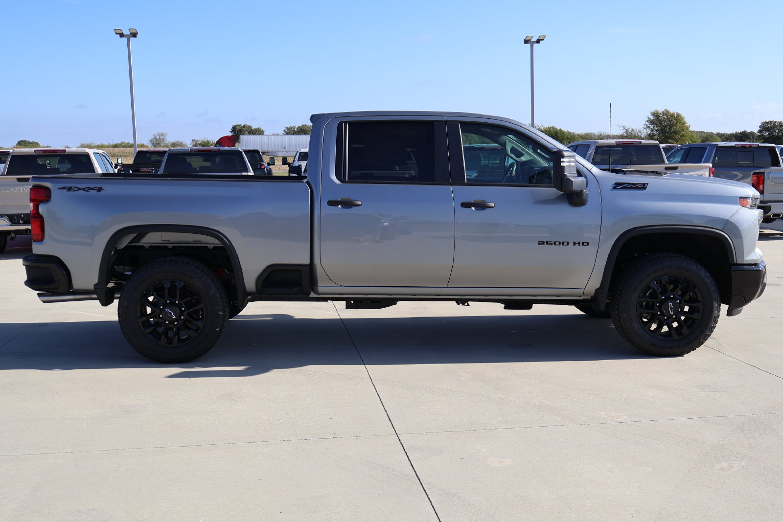 2026 Chevrolet Silverado 2500 HD Custom - Photo 8