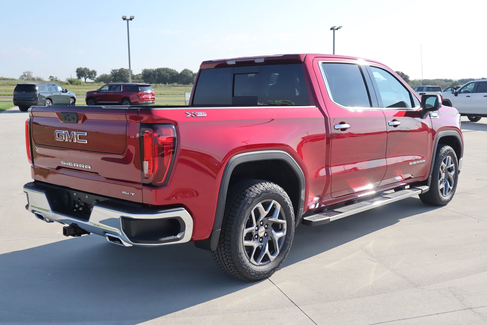 2026 Gmc Sierra 1500 SLT photo 4