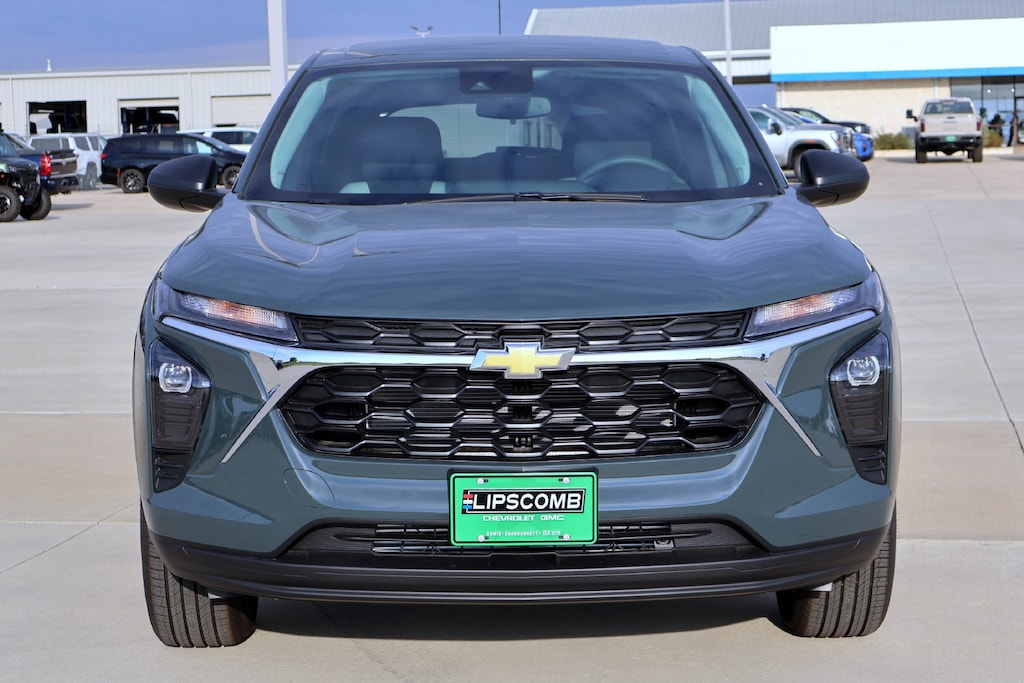 New 2026 Chevrolet Trax LS SUV
