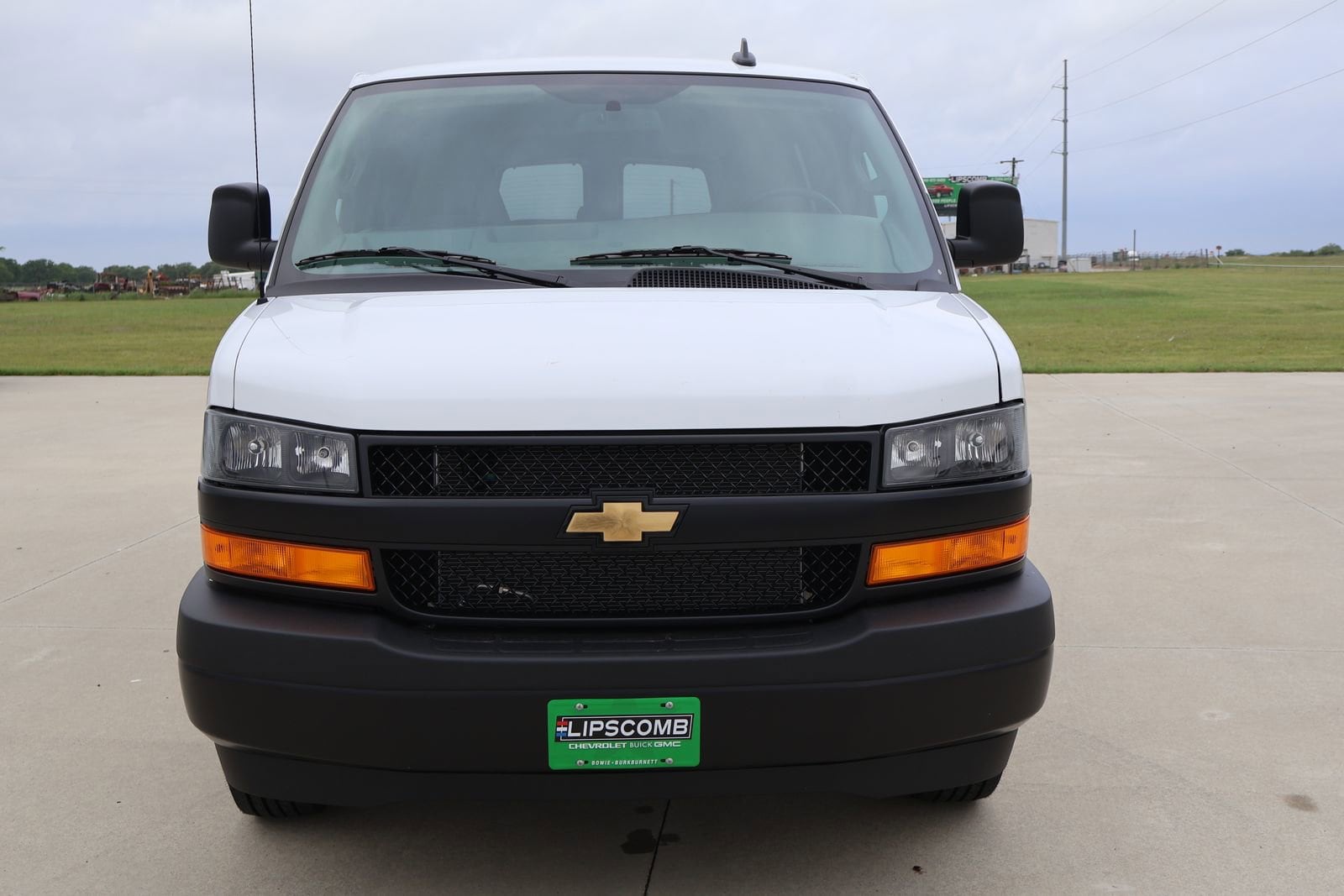 2026 Chevrolet Express Passenger LS - Photo 2