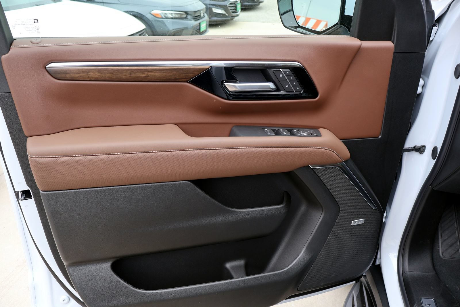 2026 Chevrolet Suburban High Country - Photo 10