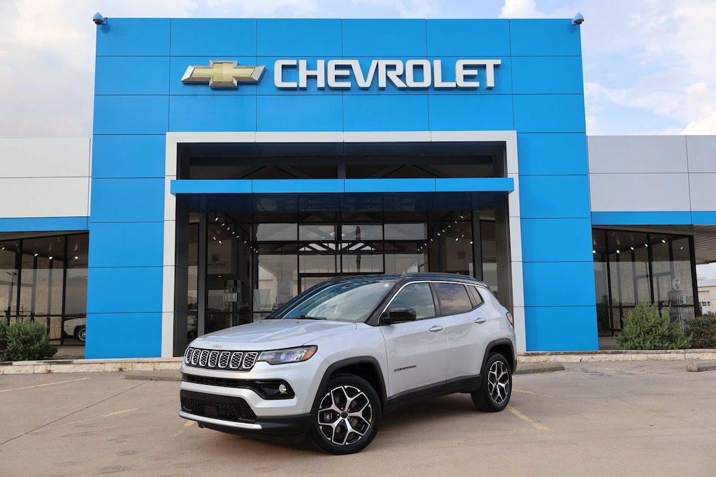 Used 2025 Jeep Compass Limited 4x4 SUV
