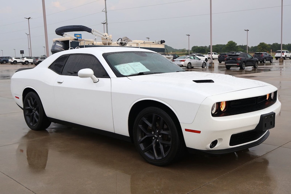 Used 2021 Dodge Challenger SXT Coupe