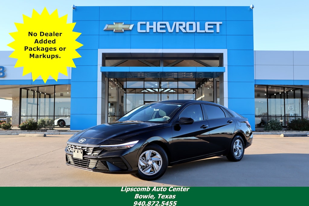 Used 2024 Hyundai Elantra SE Sedan