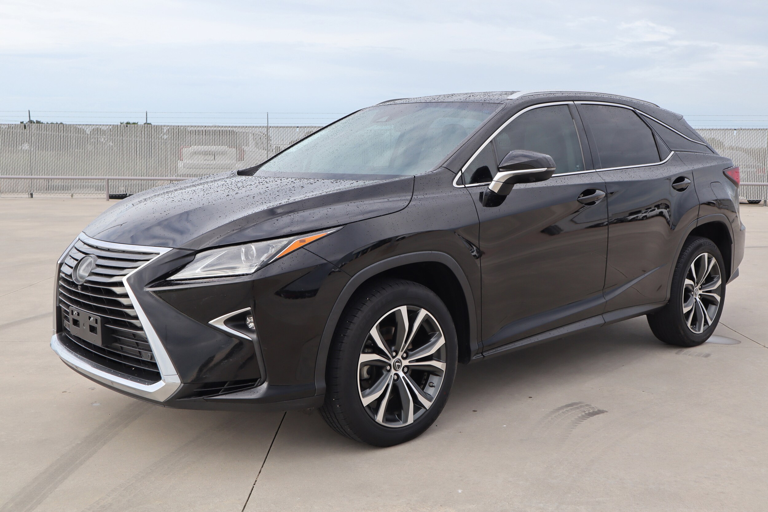 2019 Lexus RX 350 F SPORT photo 2
