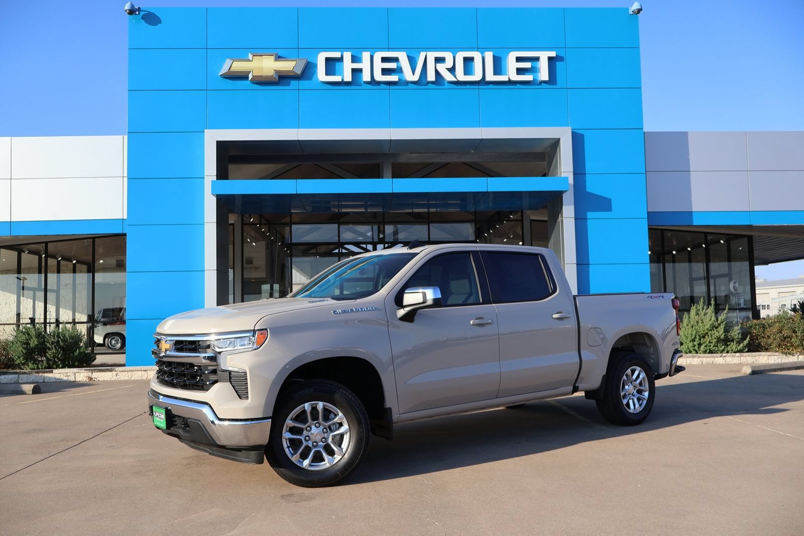 New 2026 Chevrolet Silverado 1500 LT (2FL)