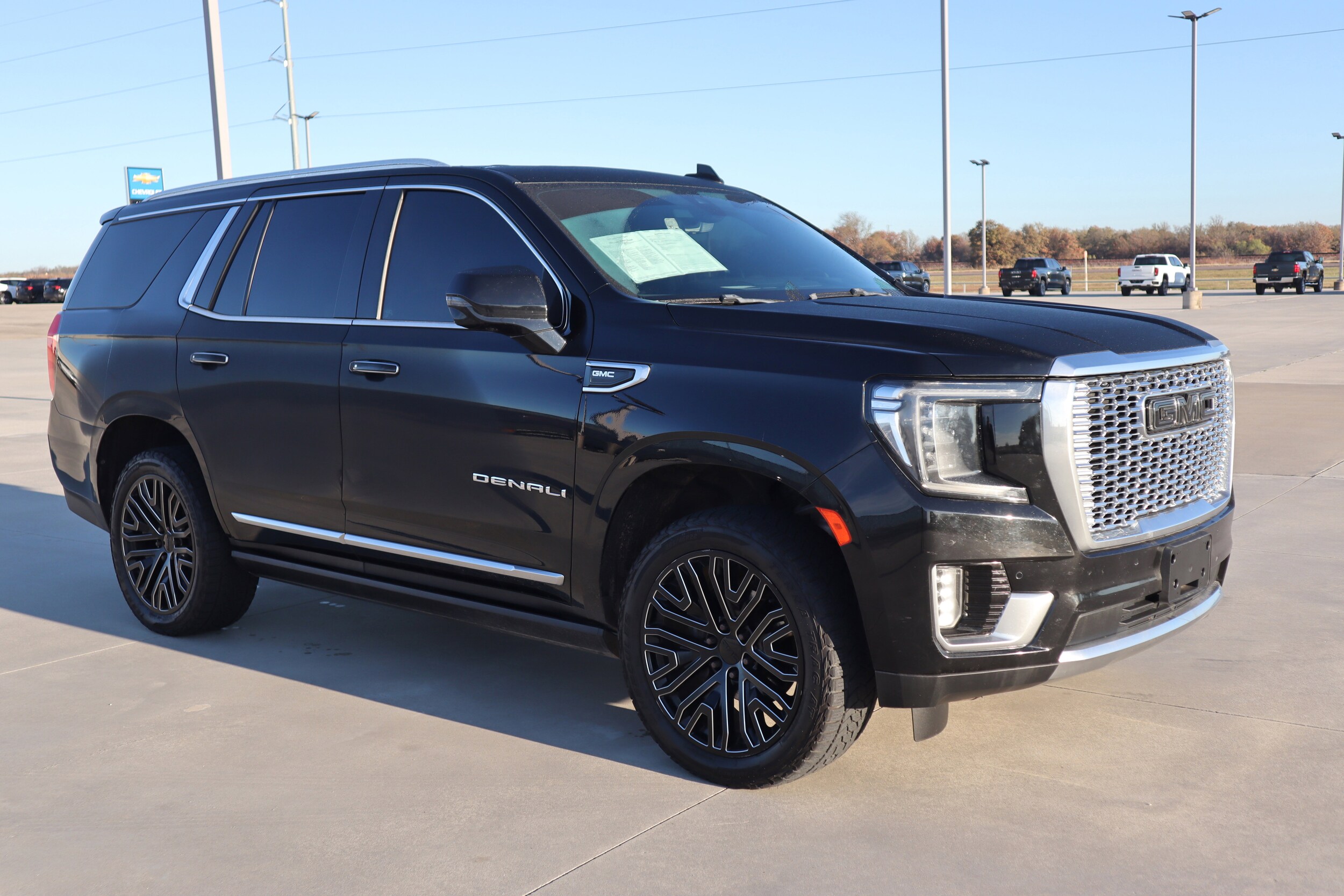 2021 Gmc Yukon Denali photo 3
