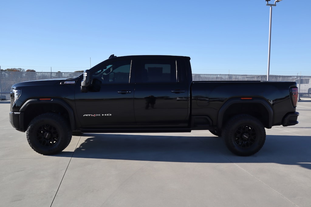 Used 2024 GMC Sierra 2500 HD AT4X Truck
