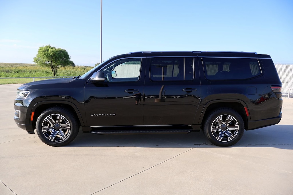 Used 2024 Jeep Wagoneer L Series II