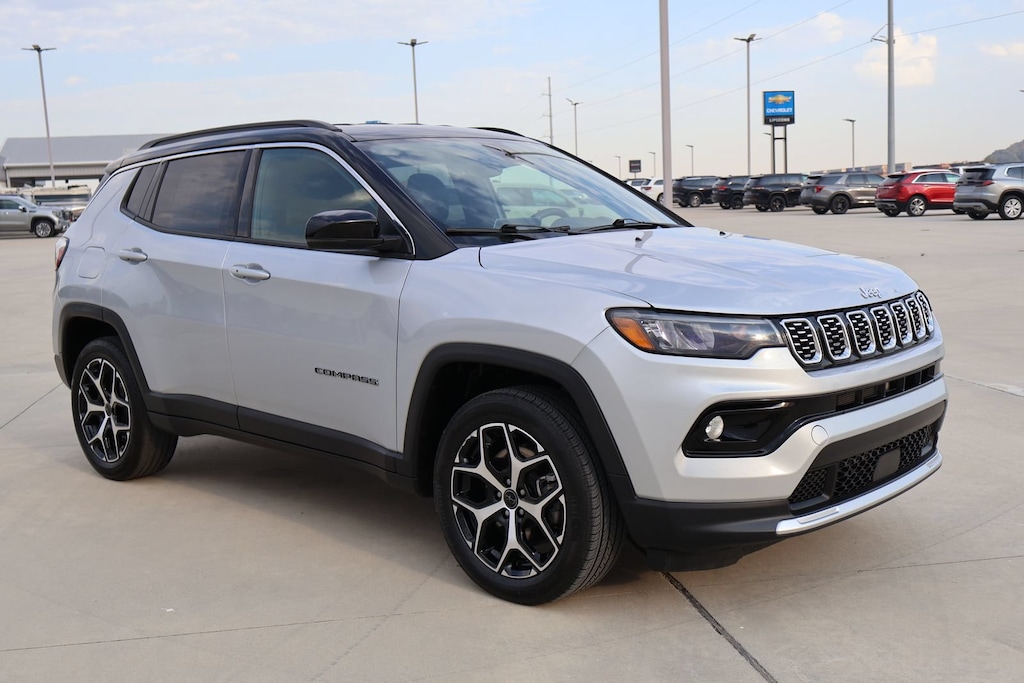 Used 2025 Jeep Compass Limited 4x4 SUV