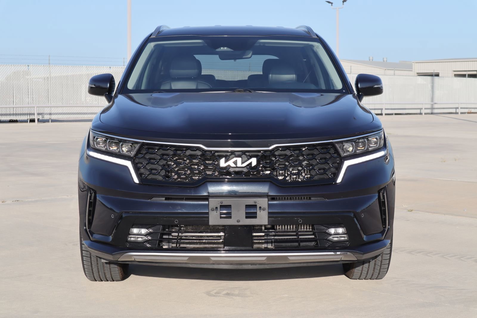 2022 Kia Sorento Plug-In Hybrid SX photo 3