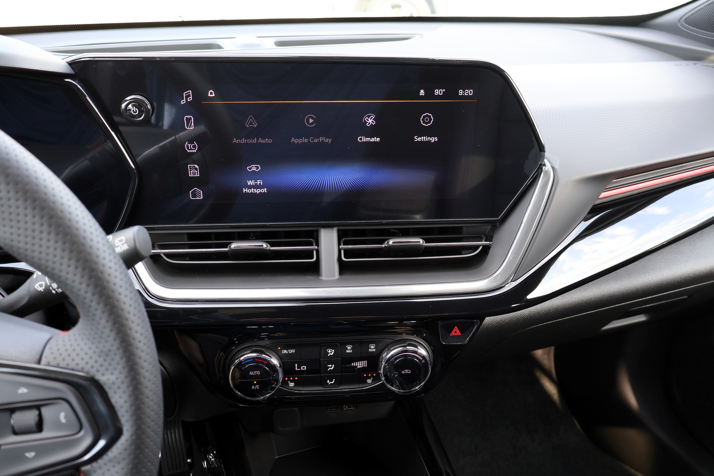 2026 Chevrolet Trax RS - Photo 11