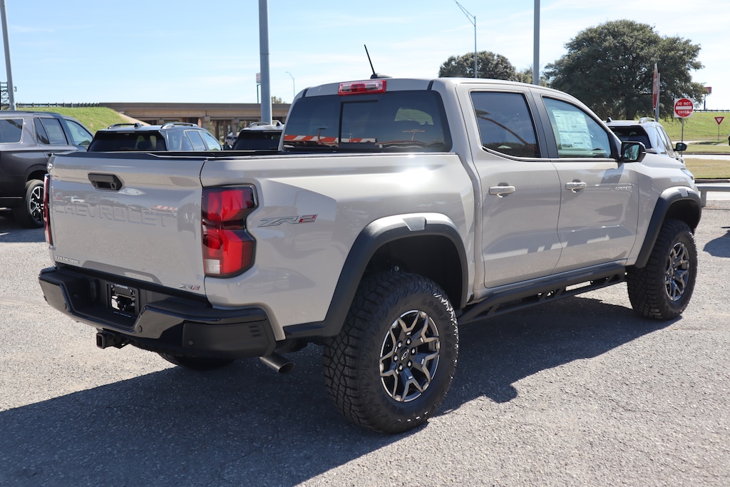 New 2026 Chevrolet Colorado ZR2 Truck
