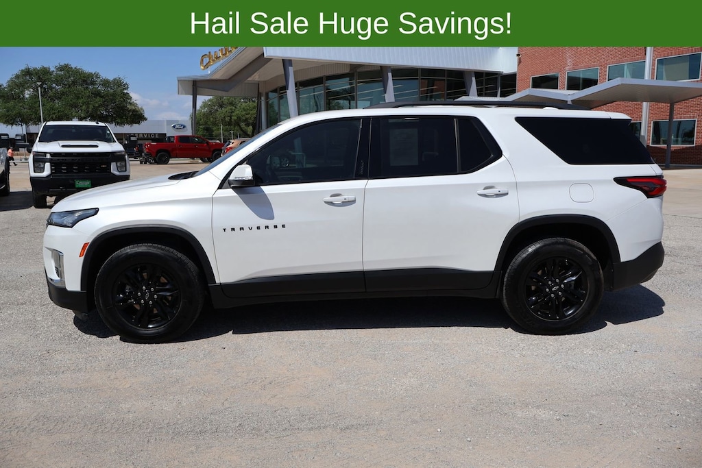 Used 2022 Chevrolet Traverse LT Cloth SUV