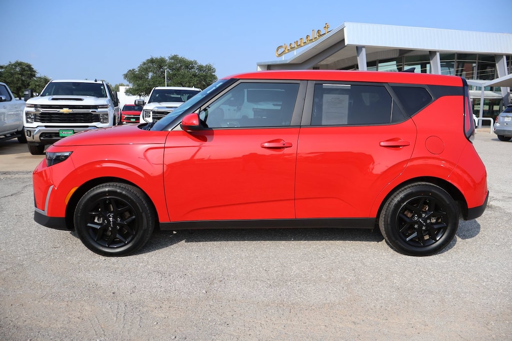 Used 2024 Kia Soul S Hatchback