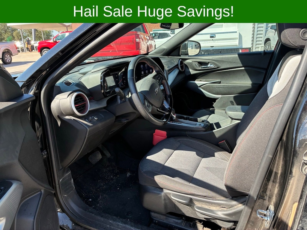 Used 2024 Chevrolet Trax 1RS SUV