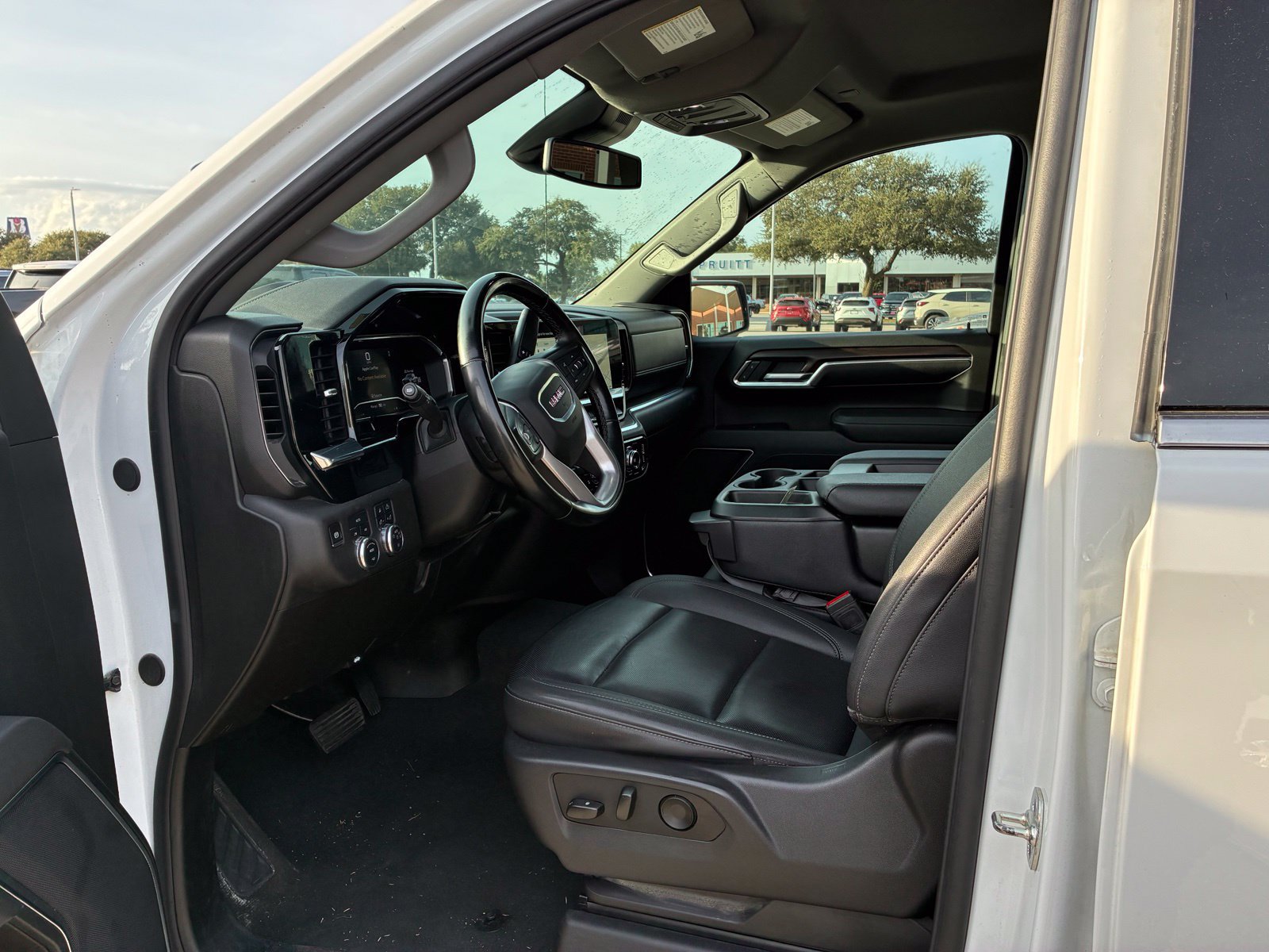 Used 2025 GMC Sierra 1500 SLT Truck Crew Cab