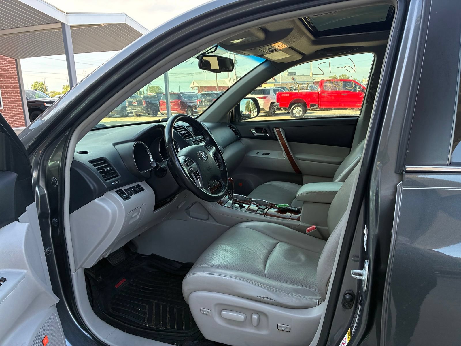 Used 2013 Toyota Highlander Limited with VIN 5TDDK3EHXDS243247 for sale in Burkburnett, TX