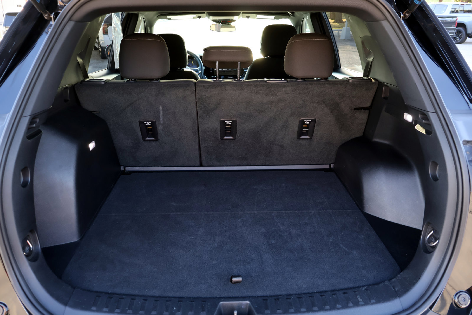 2026 Chevrolet Equinox LT - Photo 11