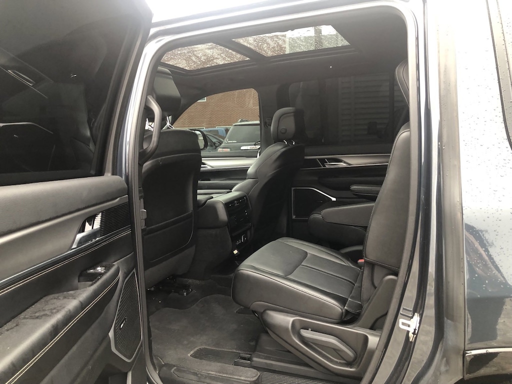 Used 2024 Jeep Wagoneer Series II Carbide 4x4 SUV