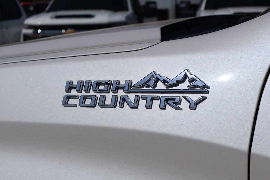 Used 2025 Chevrolet Silverado 1500 High Country Truck Crew Cab