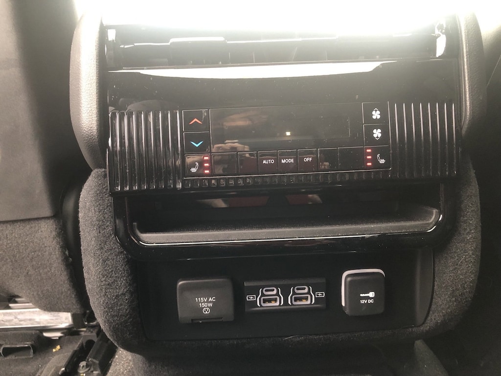 Used 2024 Jeep Wagoneer Series II Carbide 4x4 SUV